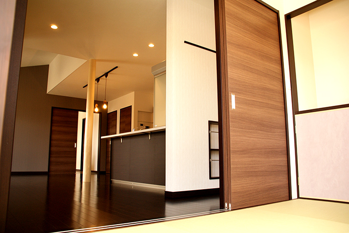 和室とダイニング