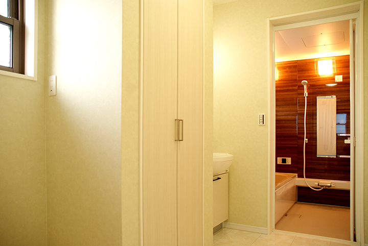 洗面脱衣・浴室